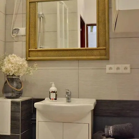 Flower Apart, Plac Solny Apartment Wroclaw
